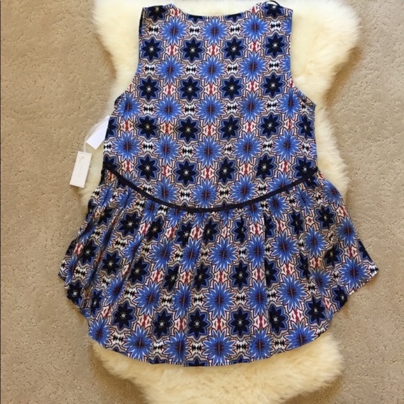 1. State Floral Print High Low Sleeveless Top - Picture 7 of 7